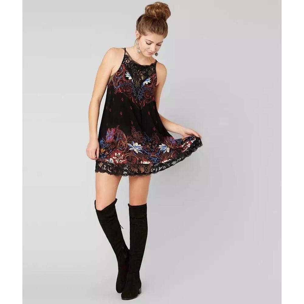 🚫SOLD🚫NWT Free People Intimately Who’s Sorry Now Lace Slip Dress Size XS